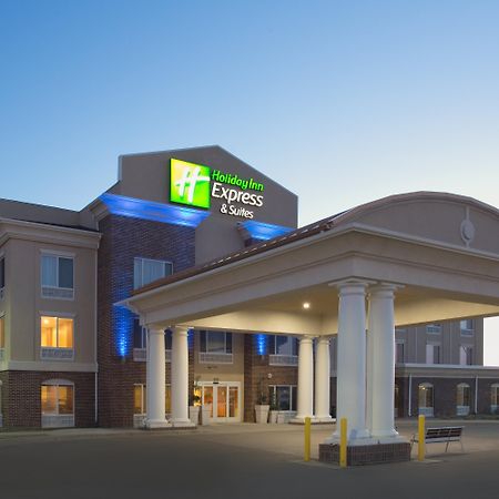 Holiday Inn Express Hotel & Suites Minot South By Ihg Εξωτερικό φωτογραφία