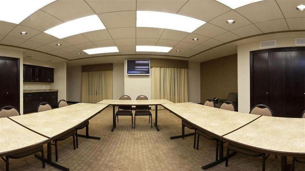 Holiday Inn Express Hotel & Suites Minot South By Ihg Εξωτερικό φωτογραφία