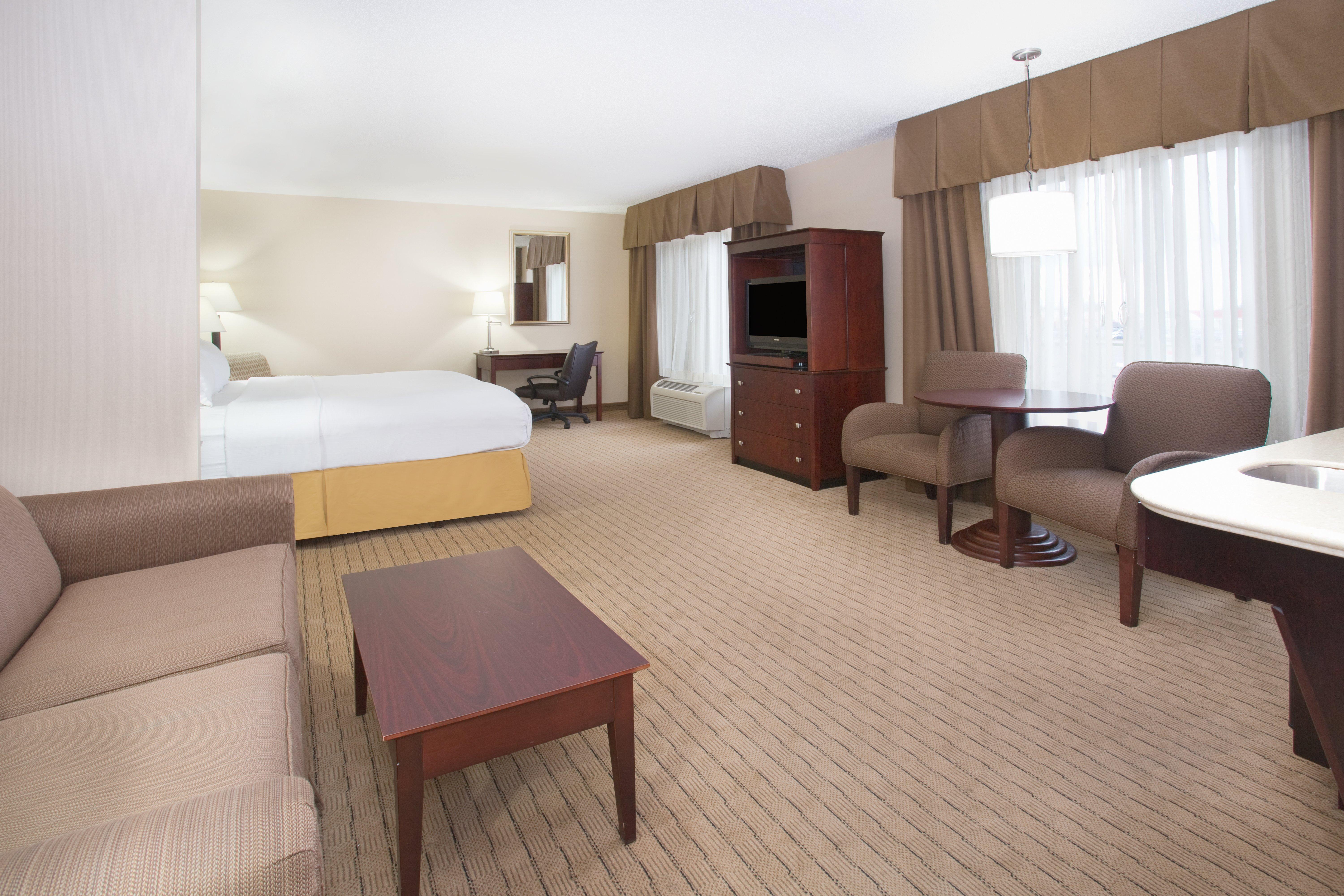 Holiday Inn Express Hotel & Suites Minot South By Ihg Εξωτερικό φωτογραφία
